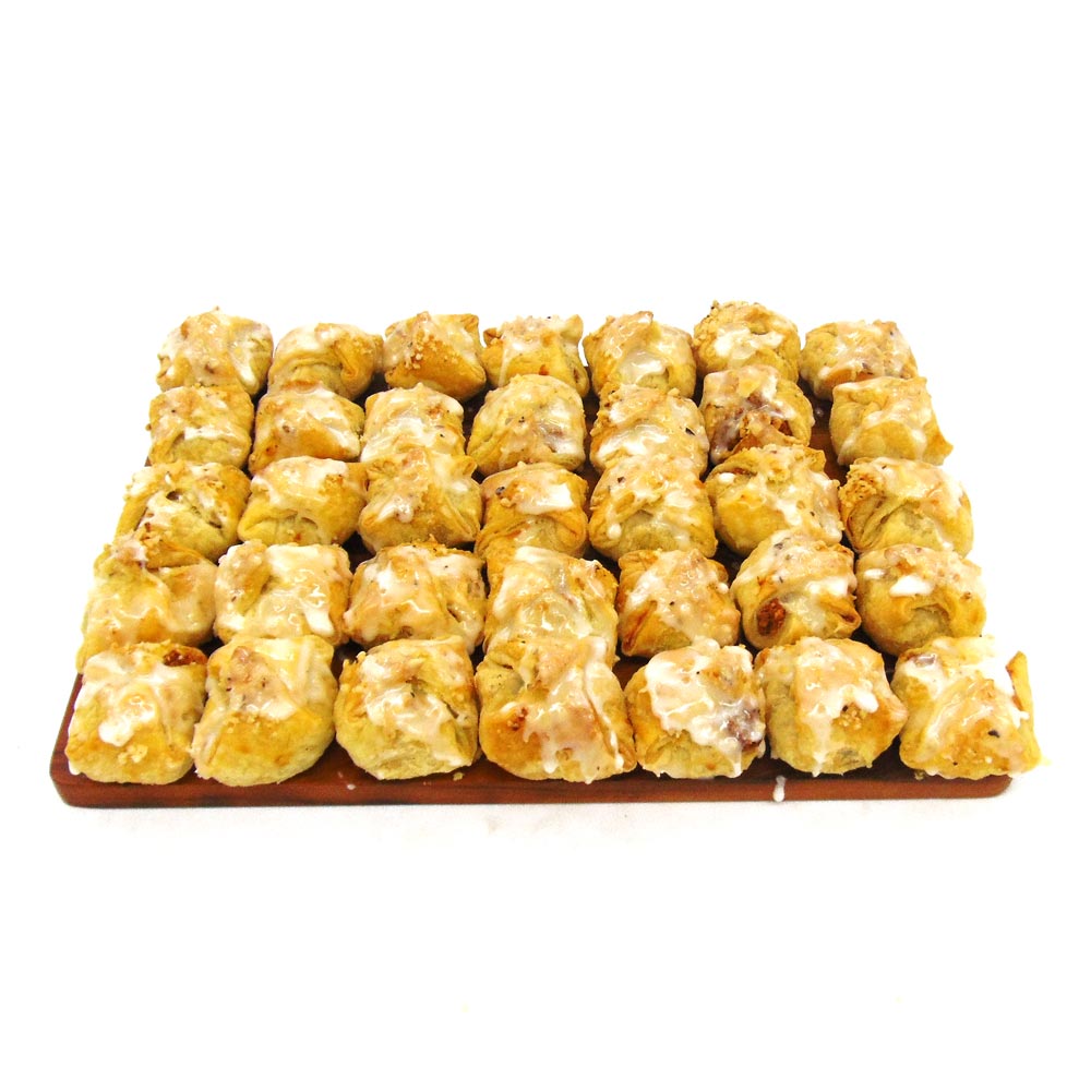 Folhadinho de castanha com doce de leite